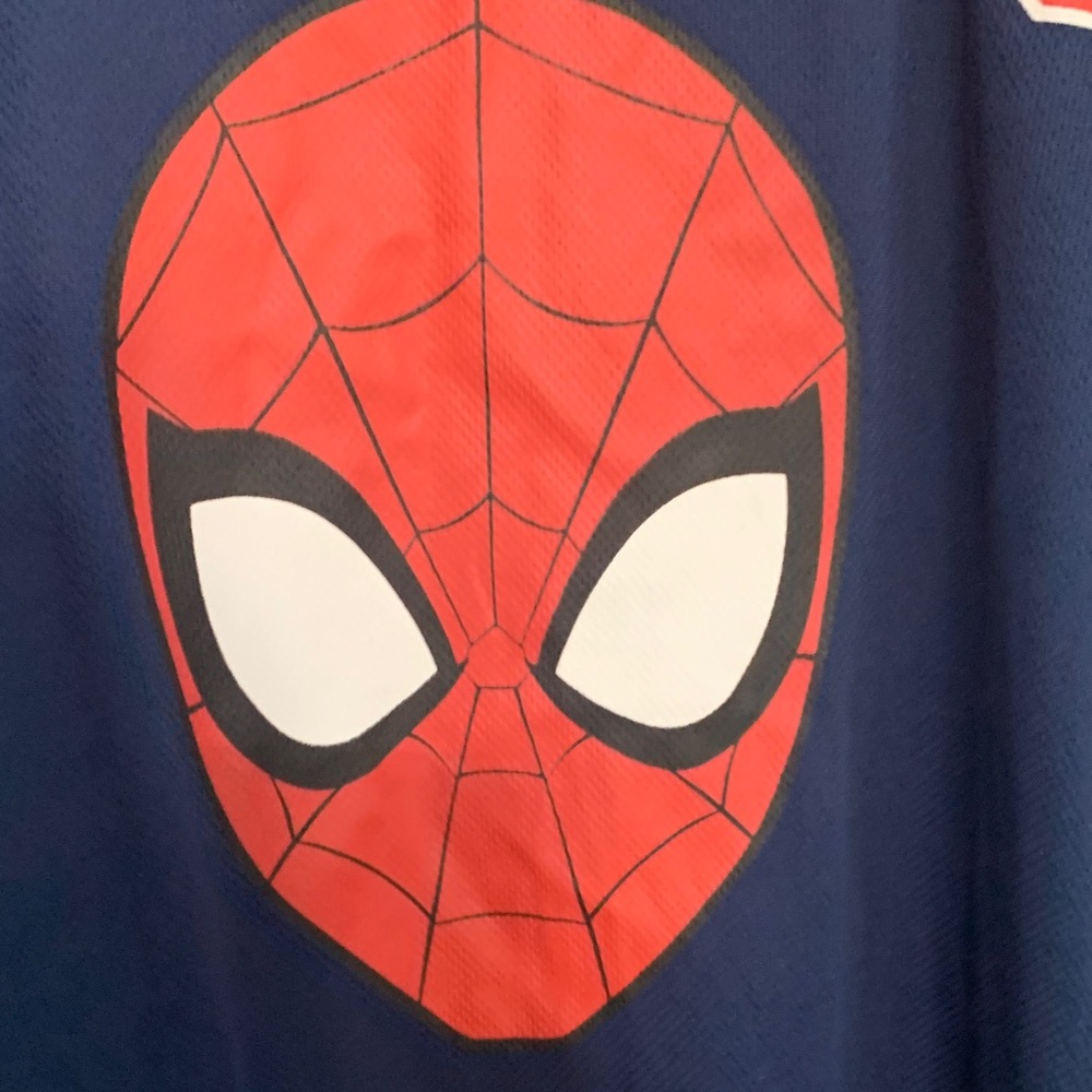 Marvel Spider-Man Red and Blue Jersey - Picture 4 of 9